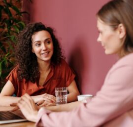 Empowering Professional Moms: The Role of a Wellness Coach in the US