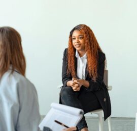 Empowering Teens: The Role of a Confidence Coach