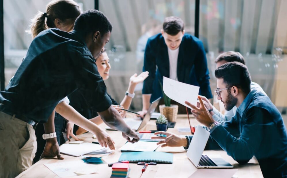 Businessly for Entrepreneurs Simplify, Scale, and Succeed