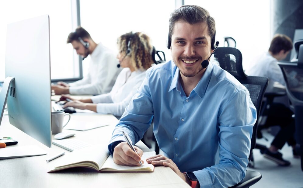 Outsource Sales Closing How to Scale Faster Without Hiring an In-House Team