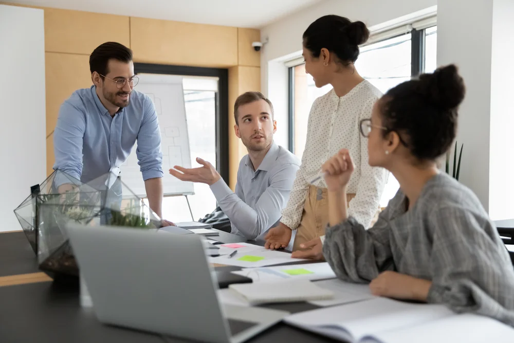 Coaching Sales Team Outsourcing: Scaling Revenue with External Sales Coaching Expertise