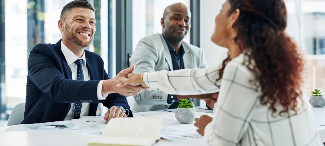What a Best Sales Closing Agency Means in Modern Revenue Systems